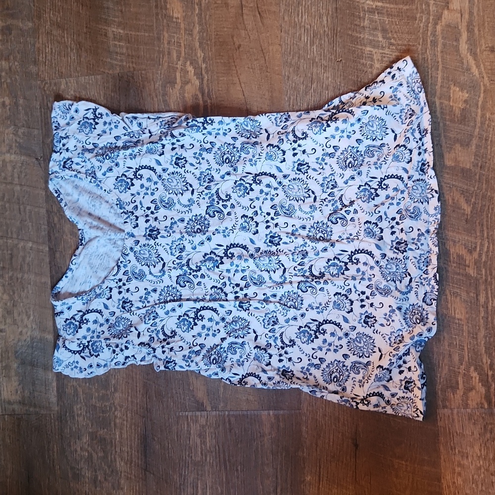Floral top